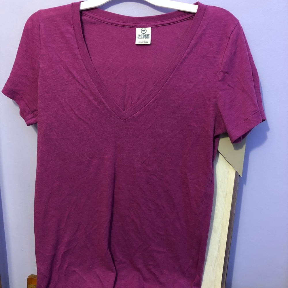 VS Pink v neck